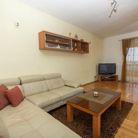 Apartments Meri Seget Vranjica Exterior photo