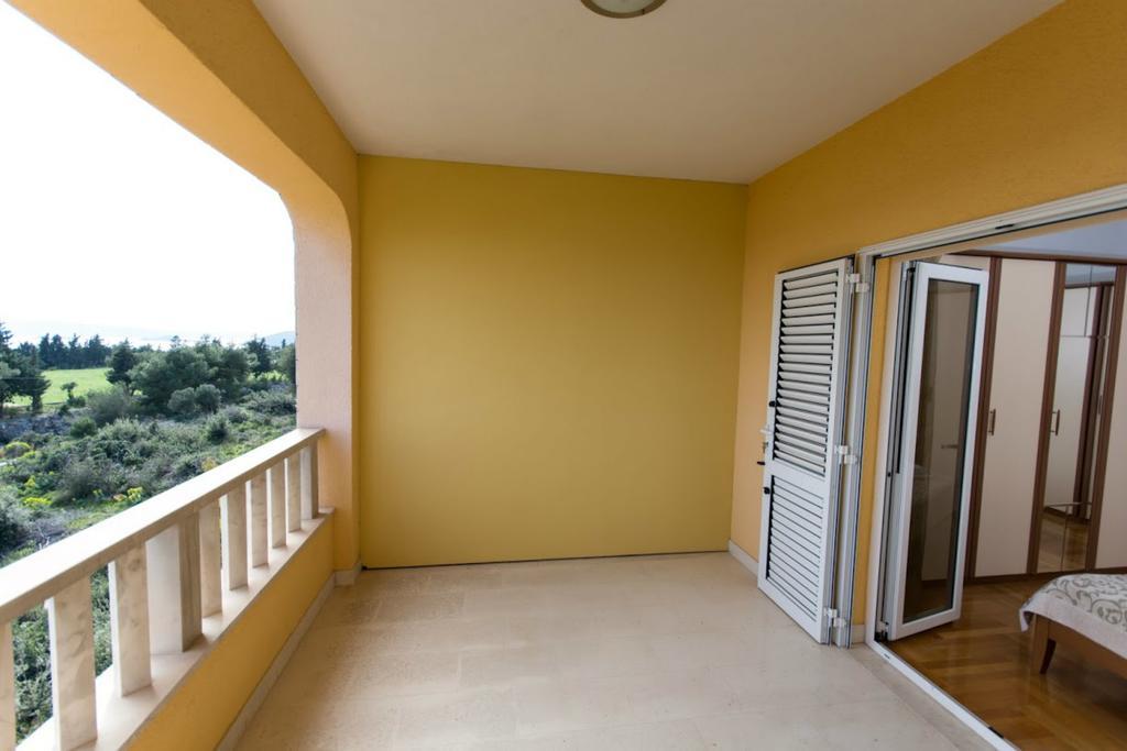 Apartments Meri Seget Vranjica Exterior photo